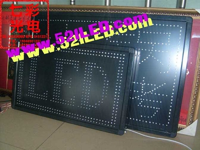 黑边框效果.jpg