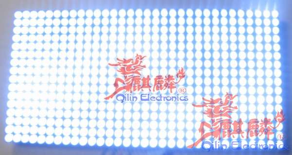 白色P102.jpg